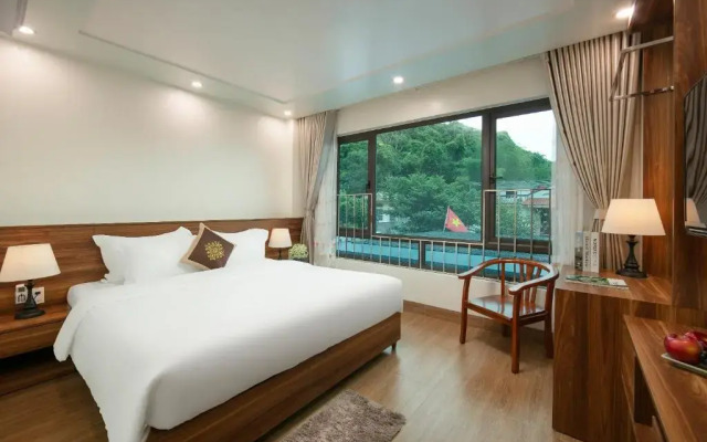 Dung Lai Hotel