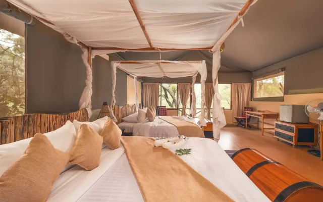 Mara Kimana Camp