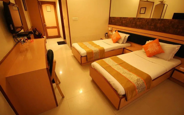 Capital O 1338 Hotel Harmony