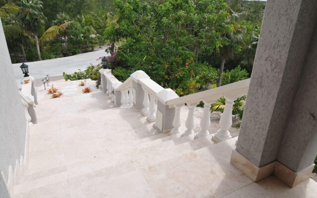 Palisades House by Eleuthera Vacation Rentals