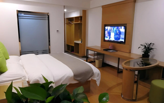 GreenTree Inn Hefei Feidong New District Huishang City Express Hotel