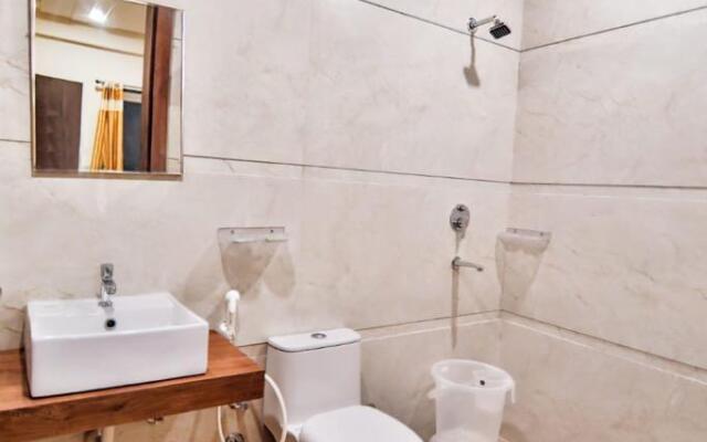 Hotel Heera Emerald