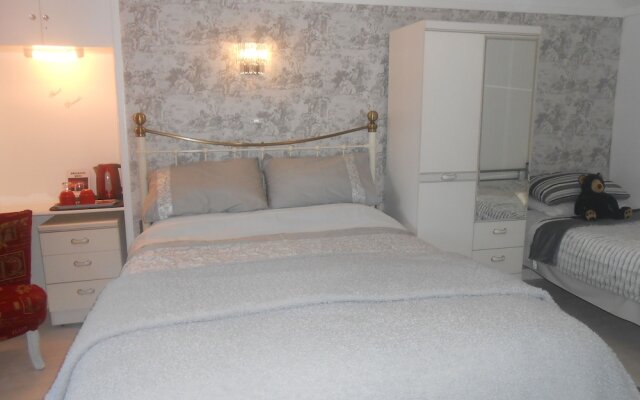 Seaview Guest House