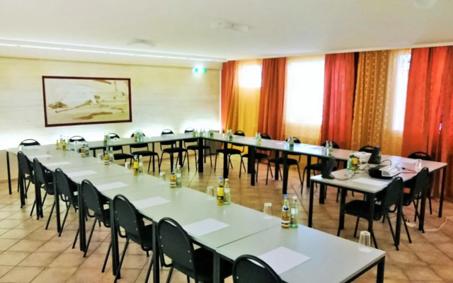 Atomis Hotel Düsseldorf City
