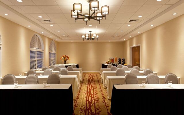 Doubletree by Hilton Cape Cod - Hyannis
