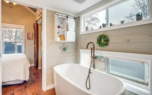 Tiny Home in Flat Rock: Easy Access to I-26!