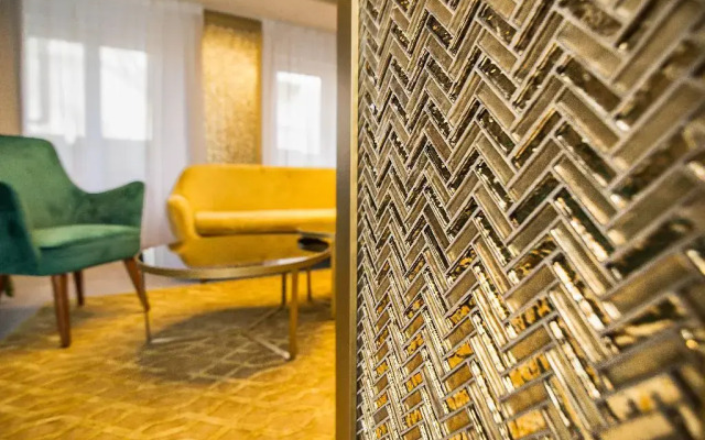 Platinum Residence Boutique Hotel