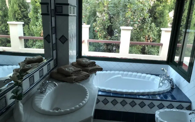 Villa Boutique Banus