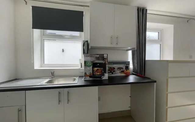 Immaculate 1-bed Studio in London