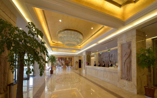 Vienna International Hotel Zhumadian Huayuan Branch