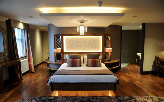 The Busby Hotel