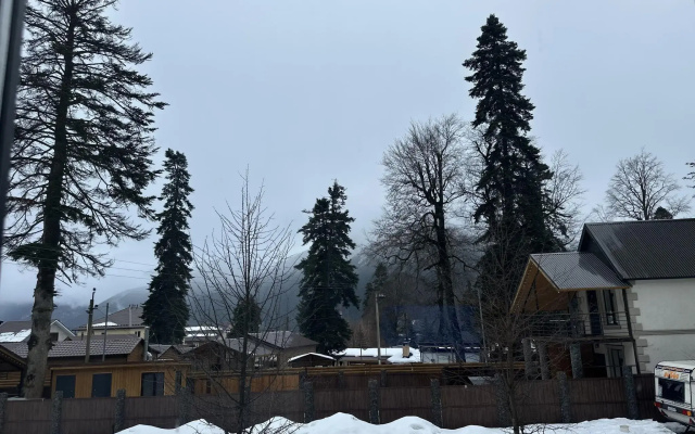 Semejnyj dom na Kurdzhieva