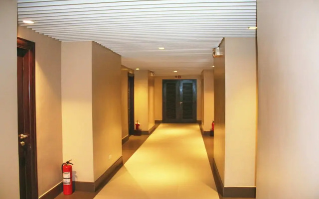 LuxeLite Suites Pasay