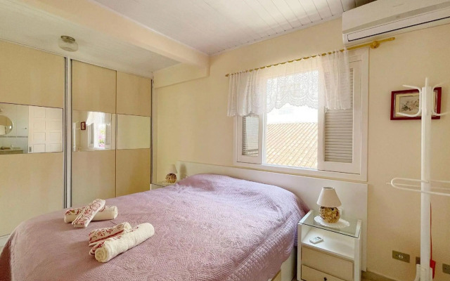 Maravilhoso Sobrado com Vista para o Mar