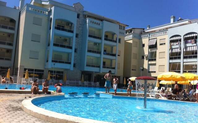 Charming Accommodation With Swimming Pool