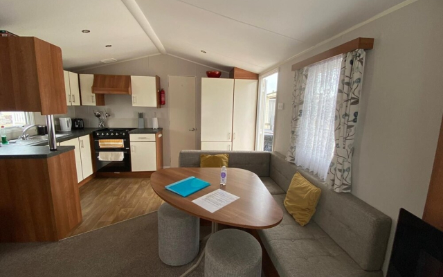 Captivating 2-bed Villa in Pevensey