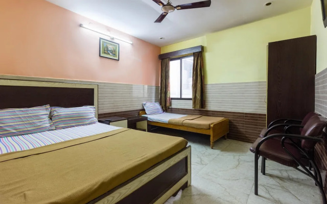 Spot On 46066 Hotel Azizia Residency