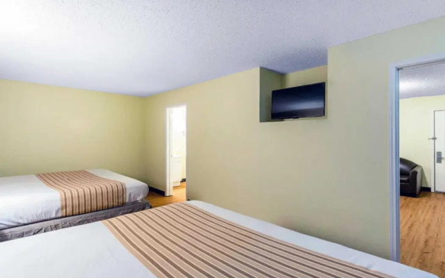 Suburban Extended Stay Hotel Lewisville