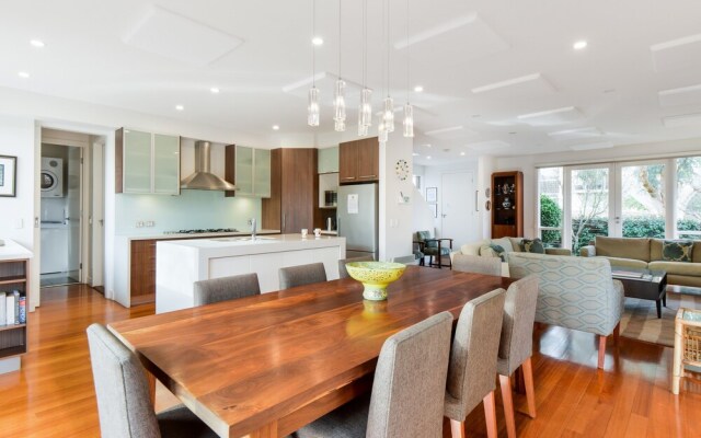 Boutique Stays - Maple On Kent, Glen Iris