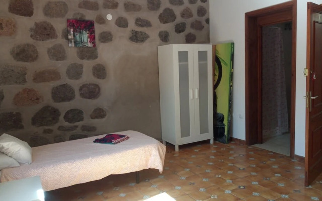 Captivating 2-bed Apartment in Mogan Gran Canaria