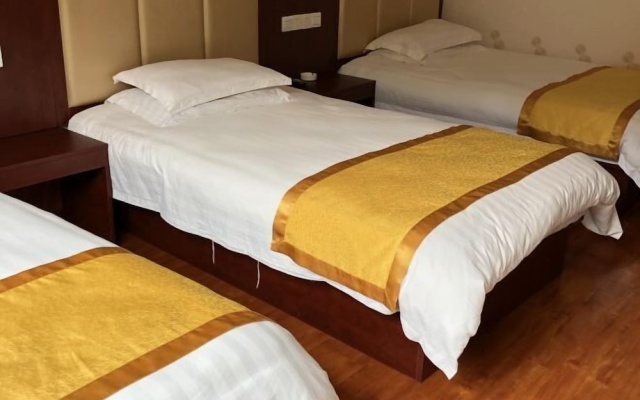 Wudang Hotel – Guest Rooms – Shiyan