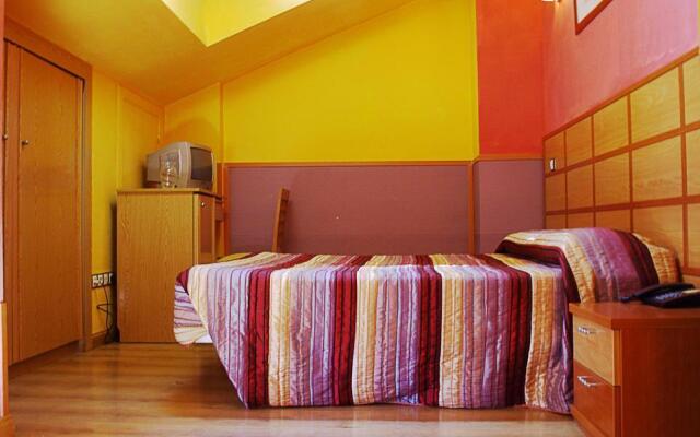 Hostal Toledano-Victoria