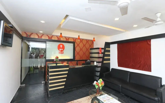 The City Manor by OYO Rooms