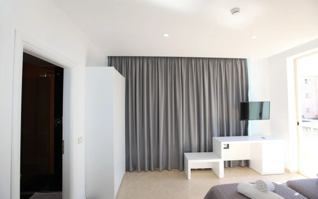 Nika Hotel