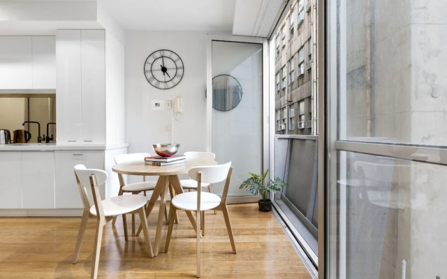 Kristina, 1BDR Melbourne Apartment