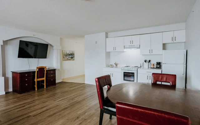 Western Budget Motel Plus Mosaic Suites