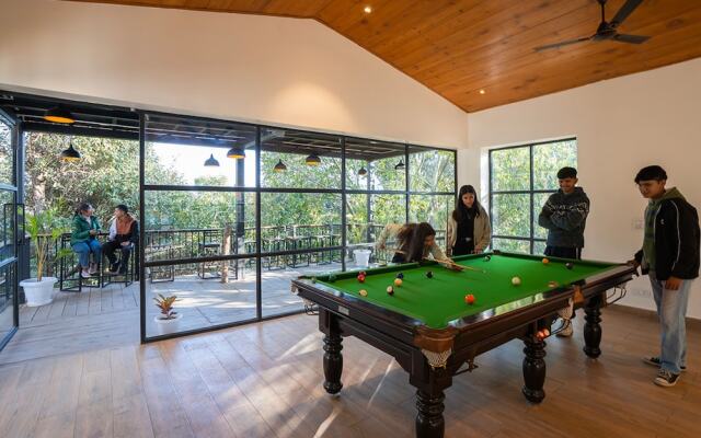 Moustache Bhimtal Luxuria, Nainital