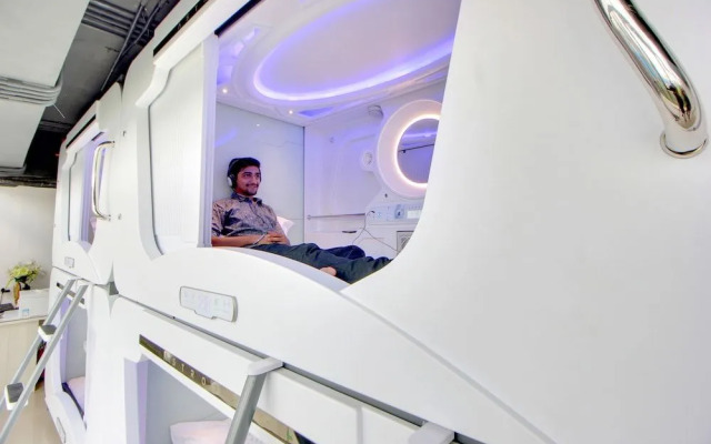 Hotel Astropods Airport, Mumbai