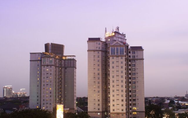 Java Paragon Hotel and Residences