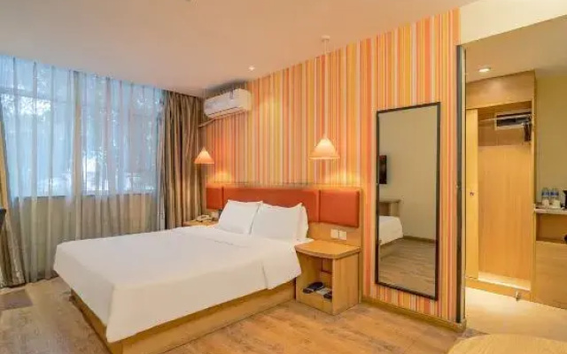 Homeinn Hotel (Tancheng Tandong Road Commercial Plaza)