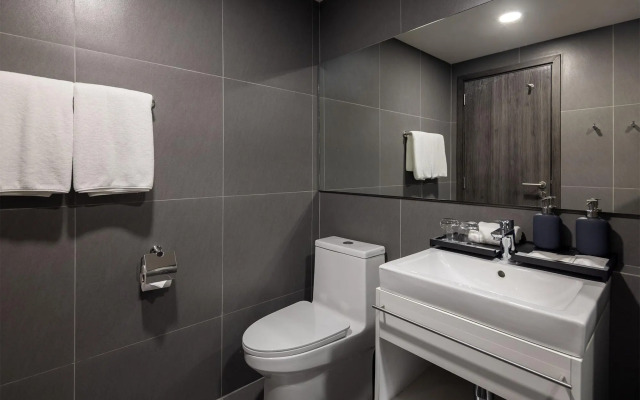 Travelodge Phuket Town