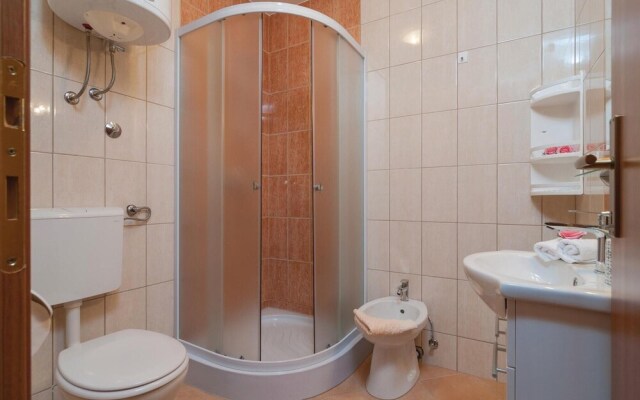 Stunning Apartment in Supetar With 2 Bedrooms and Wifi