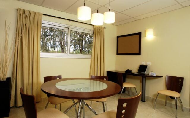 Land Express Rincon De Los Sauces