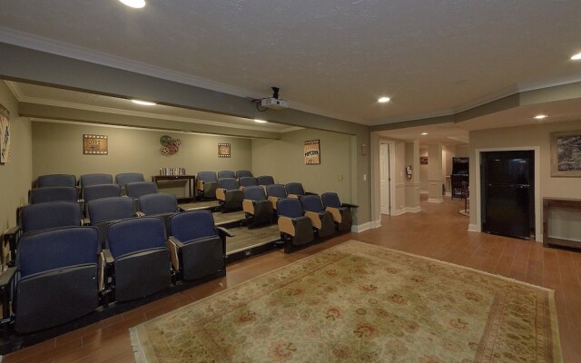 The Pillars Holiday home 9