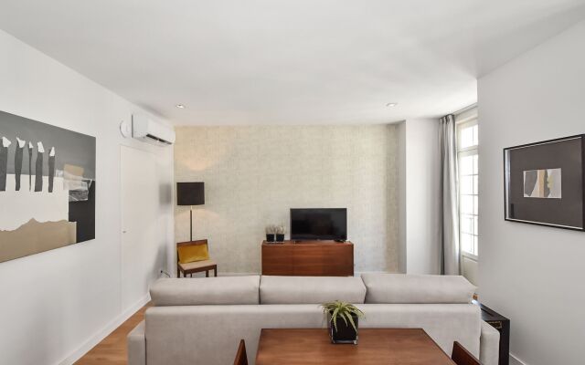 Augusta Residence Serviced Apartments