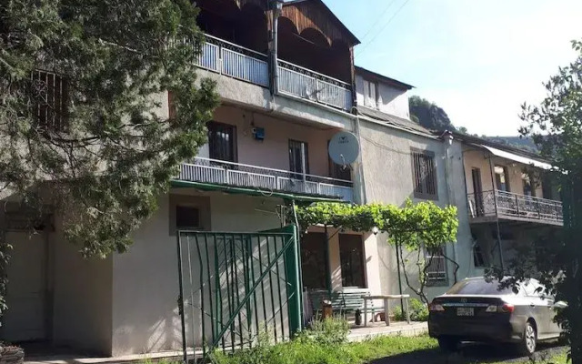 IRIS mini hotel