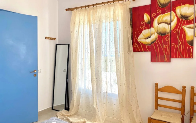 Amazing Blue Marsis Apartment in Paros