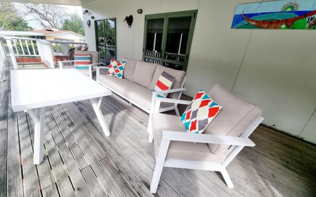 Natura Nikao Beach Villa