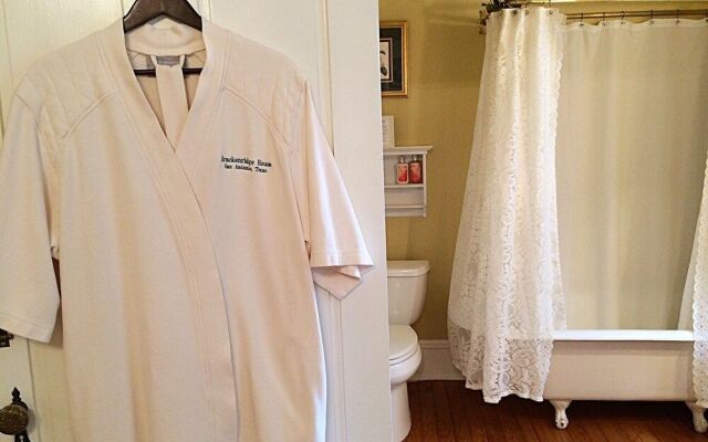Brackenridge House Bed & Breakfast