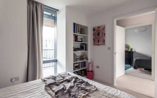 Modern 2 Bedroom Flat in Zone 1
