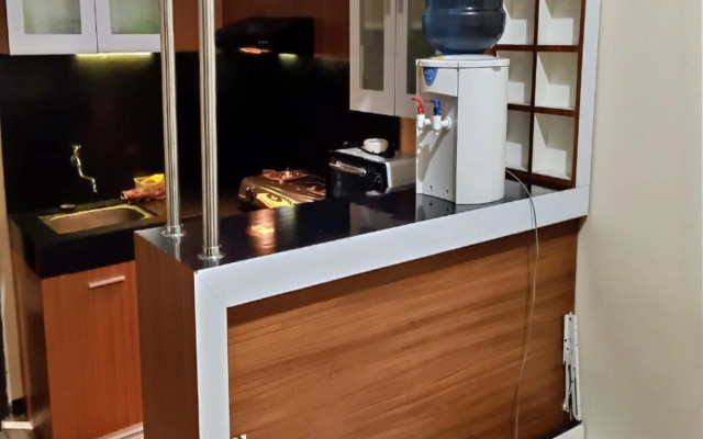 The Suites Metro Apartment by Desta Farispro