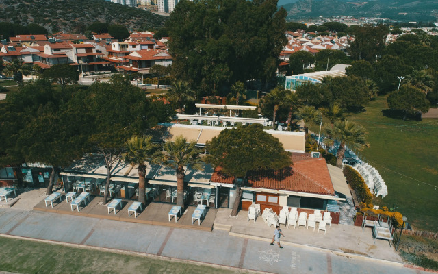 Batihan Beach Resort & Spa