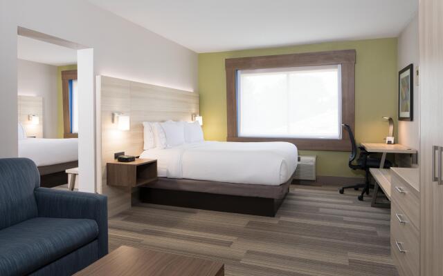 Holiday Inn Express Louisville Northeast, an IHG Hotel