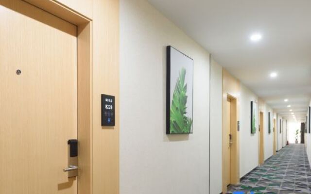 Shankee Tea Style Hotel (Mianyang City Fucheng District High-speed Railway Station)