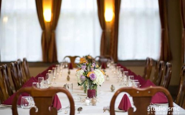 Gateways Inn & Restaurant