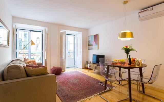 Brand new Bairro Alto old style apartment